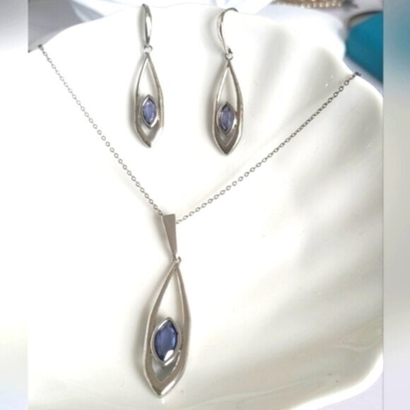 Vintage Tocara Montreal Sterling Silver Blue Crystal Drop Earrings Necklace - Picture 1 of 13